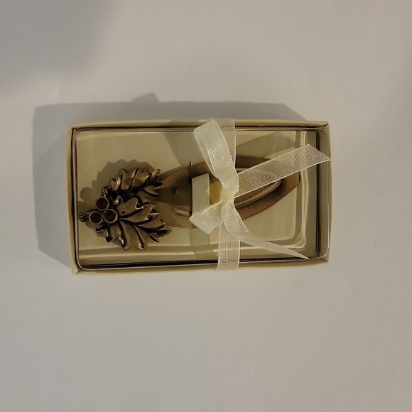 Metal Bookmark - Picture 4 of 4